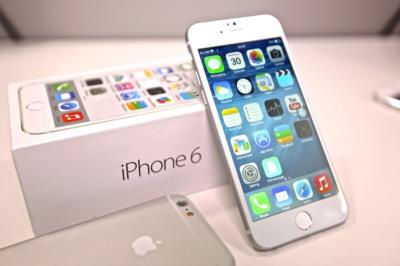 Apple iPhone 6+ 128GB.$399